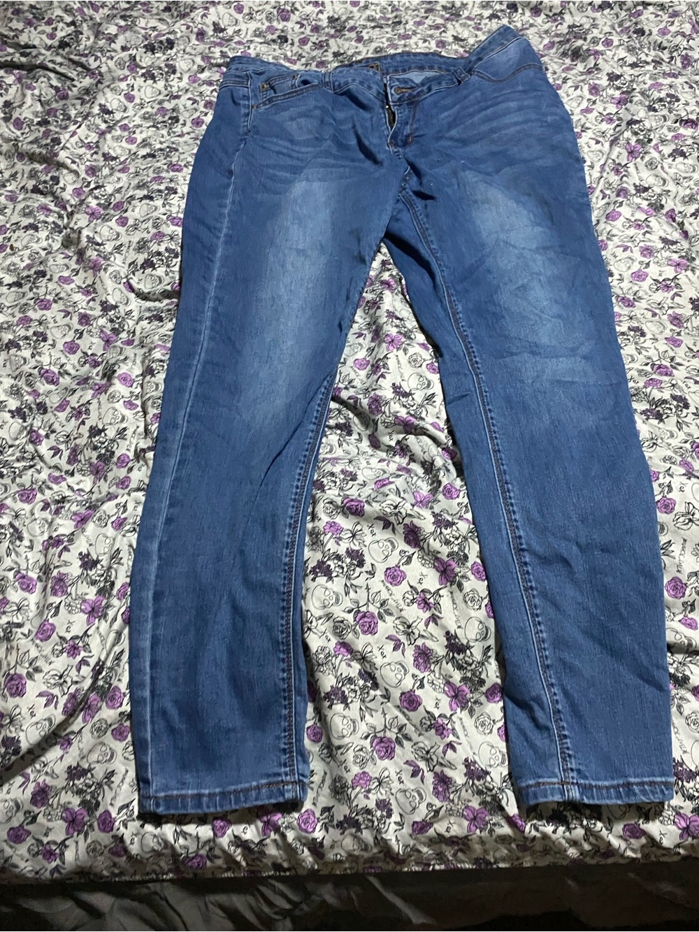 Rue21 Women’s Skinny Jeans size 16